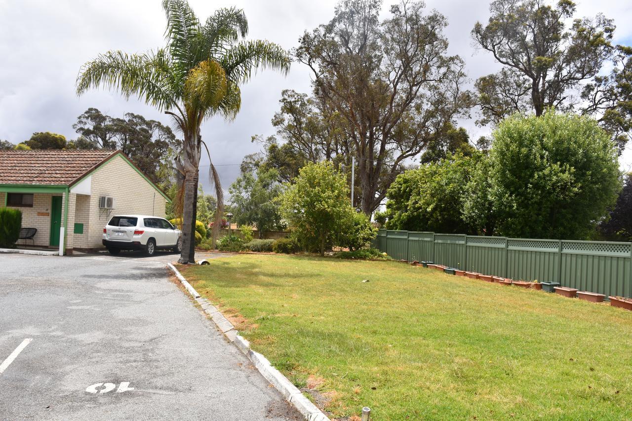 Mount Barker Valley Views Motel&Chalets, Western Australia Exterior foto